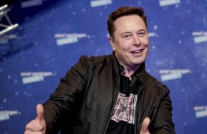 Elon Musk îl depășește pe Jeff Bezos și devine cel mai bogat om din lume Elon Musk