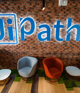 UiPath a vândut acțiuni de 1,34 miliarde de dolari UiPath